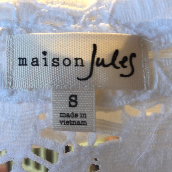 Spring/Summer Blouse - Picture 2 of 4